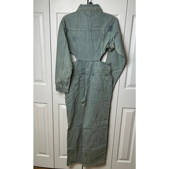Pretty Little Thing Petite Vintage Wash Denim Cut Out Waist Jumpsuit 6 - Picture 8 of 15